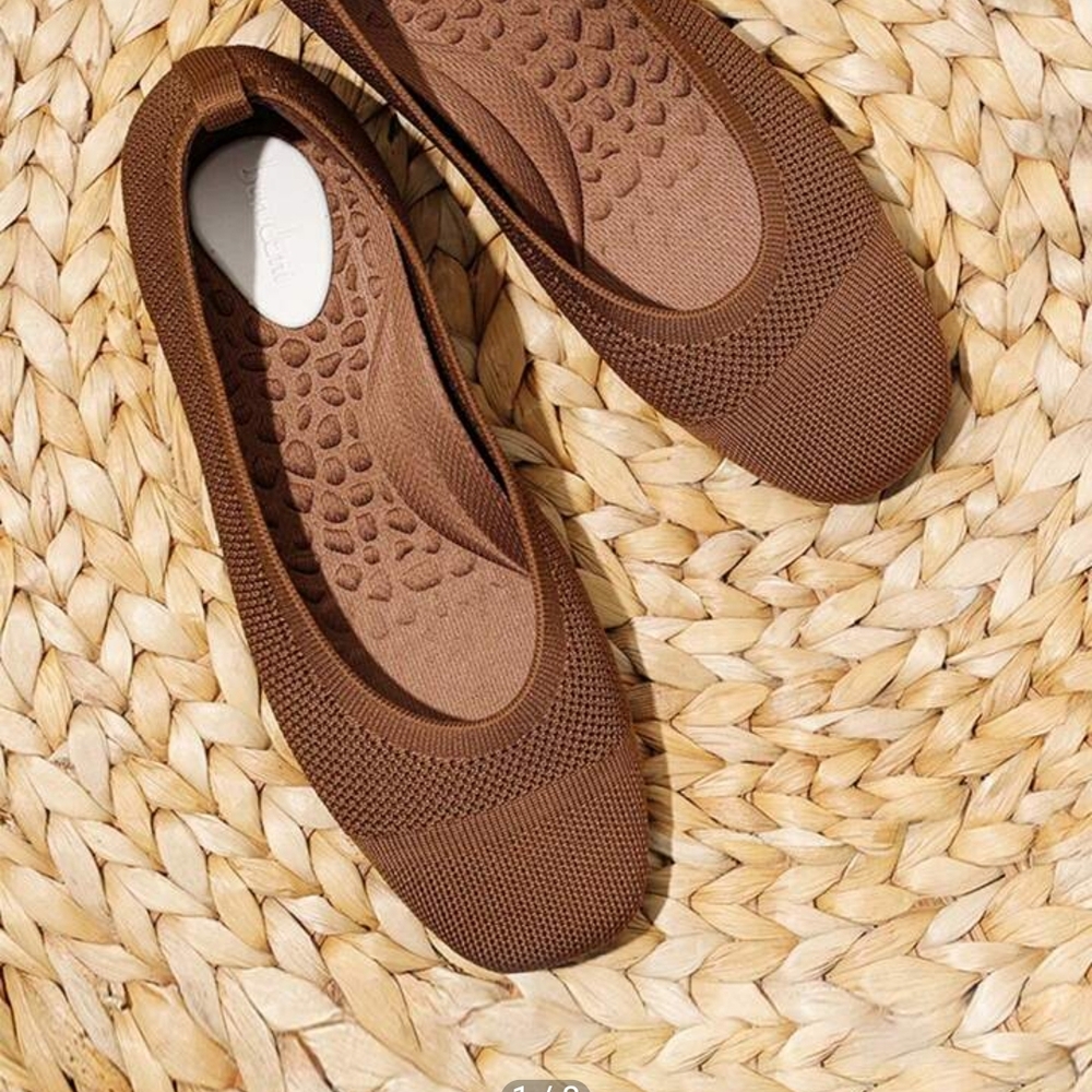 SHEIN Brown Knit Flats